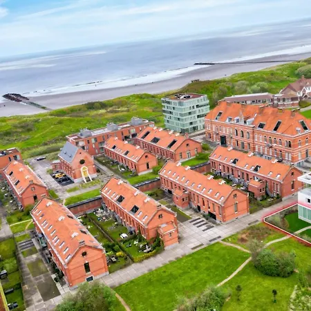 Aime Aan Zee, Luxury With Garden & Parking, 3 Min From Villa *